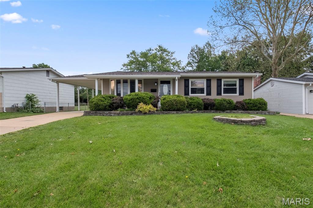 12052 Bennington Place Property Photo 1