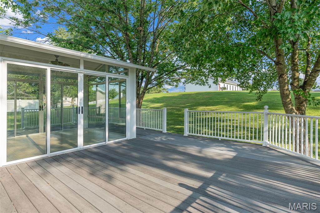 6 Weatherby Court Property Photo 5