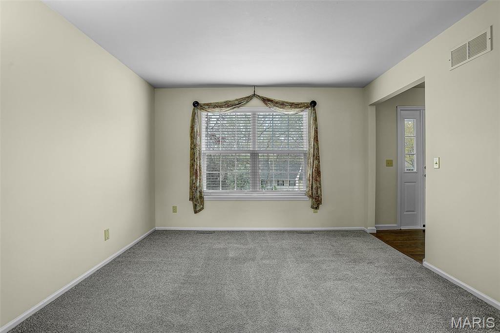 6 Weatherby Court Property Photo 12