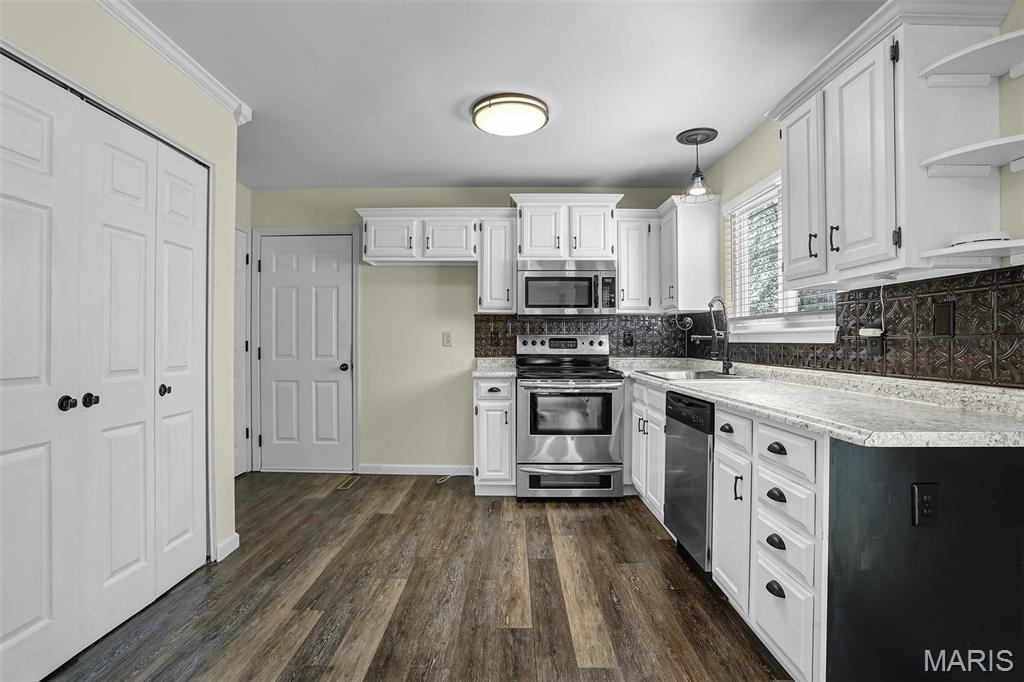 6 Weatherby Court Property Photo 13