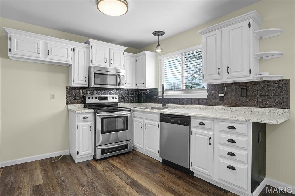 6 Weatherby Court Property Photo 14