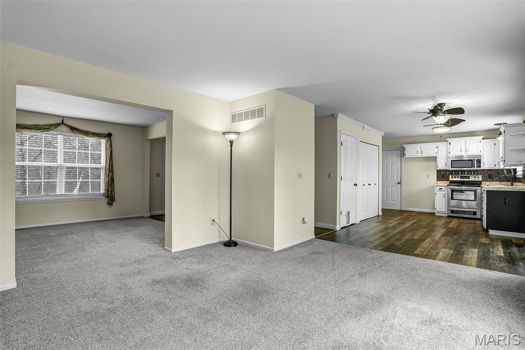 6 Weatherby Court Property Photo 18