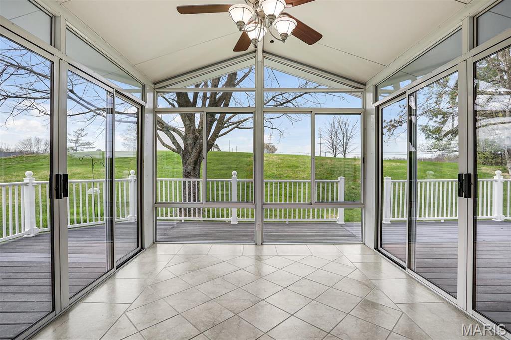 6 Weatherby Court Property Photo 20
