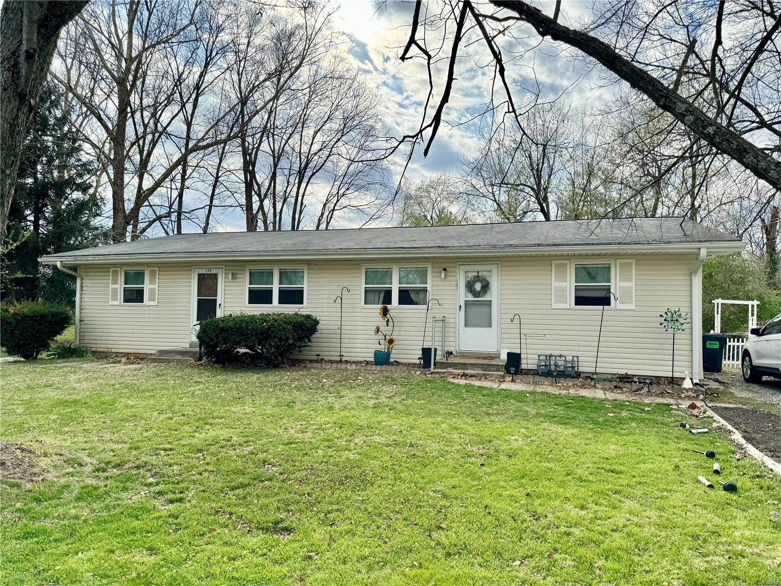 131 Howard Drive Property Photo