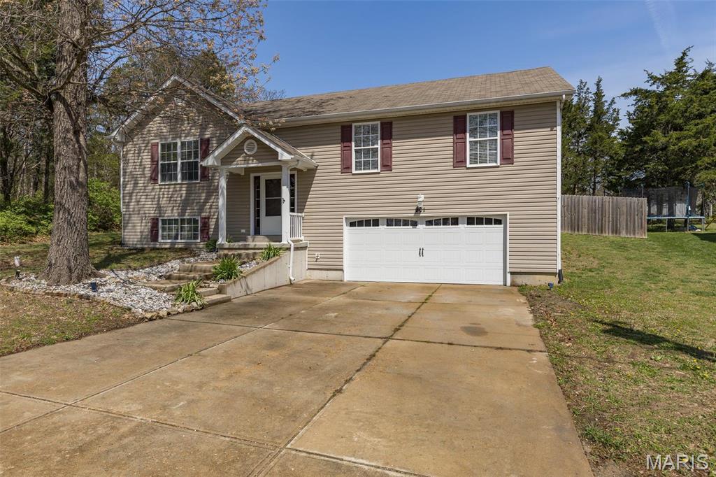 901 Stone Gate Drive Property Photo