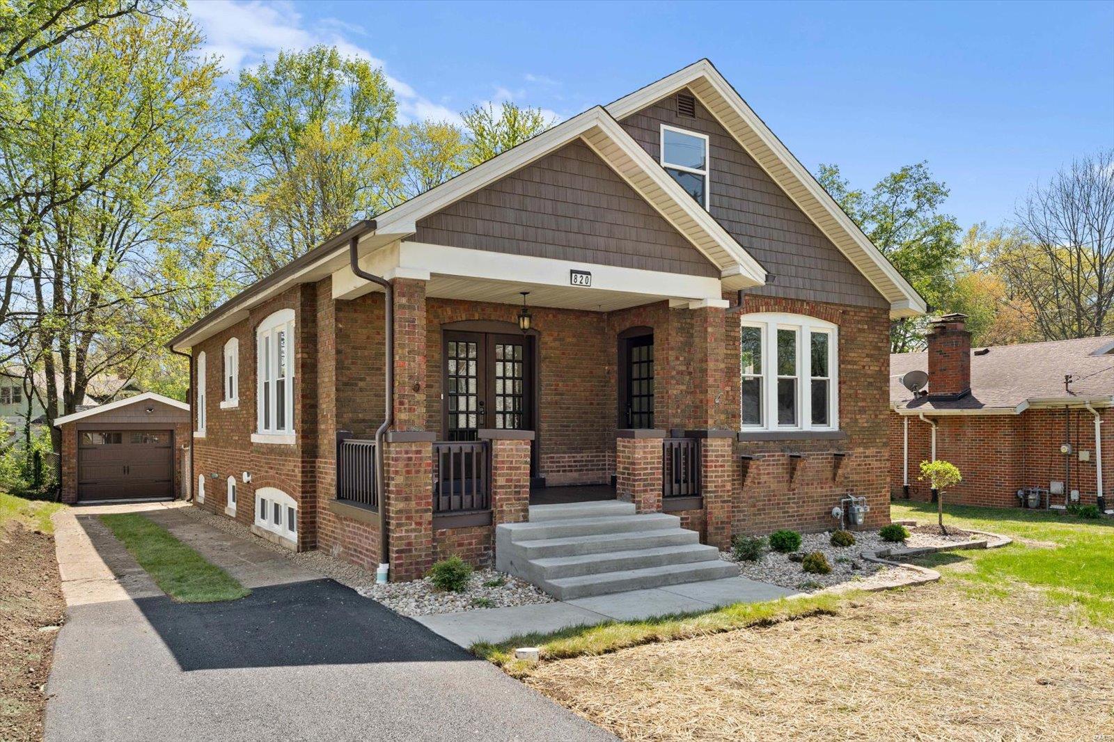 820 E Mckinley Street Property Photo