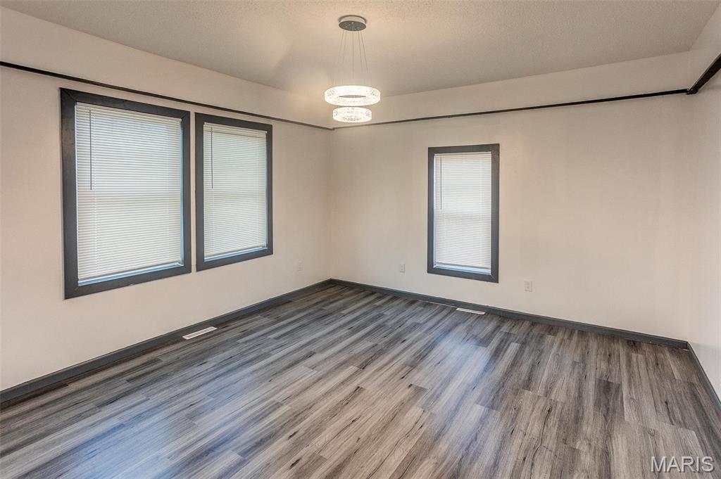 1656 3rd Street Property Photo 5