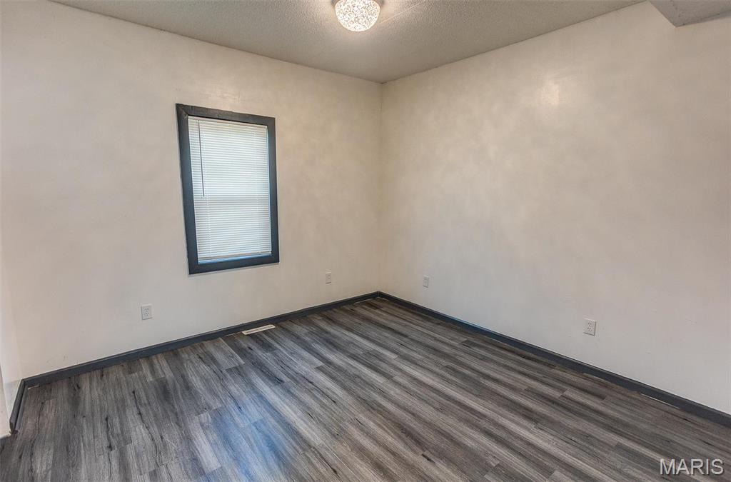 1656 3rd Street Property Photo 10