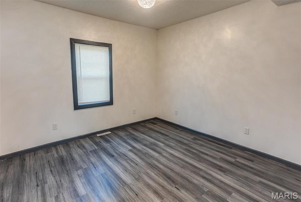 1656 3rd Street Property Photo 11