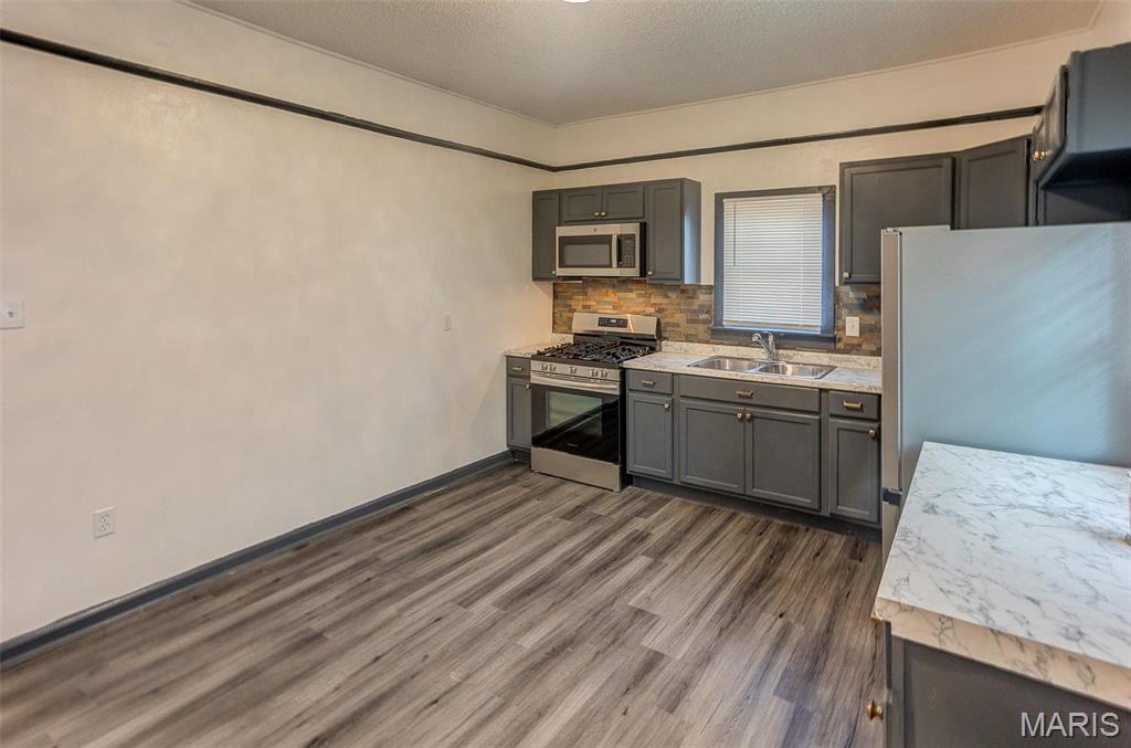 1656 3rd Street Property Photo 15