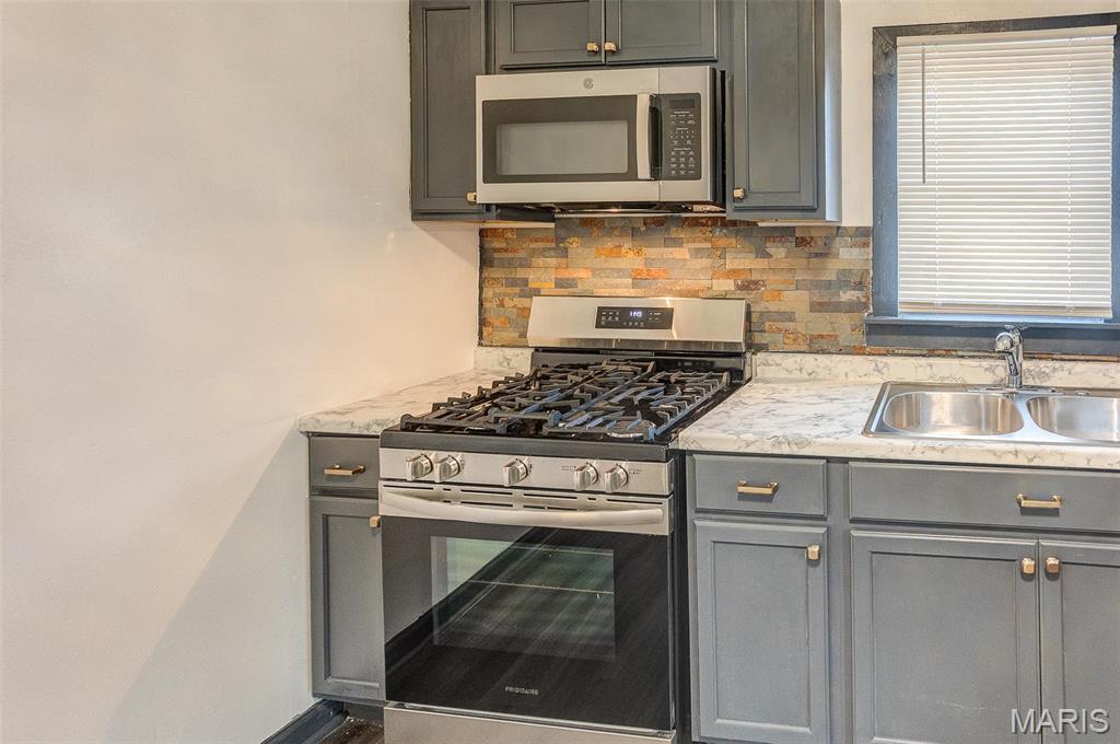 1656 3rd Street Property Photo 17