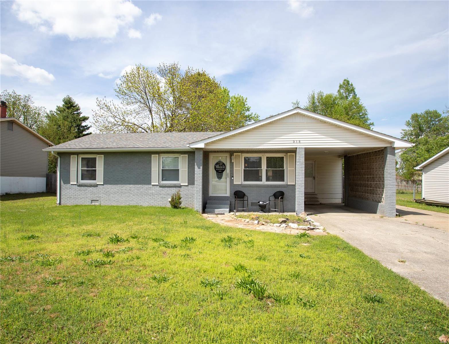 918 Stanford Drive Property Photo