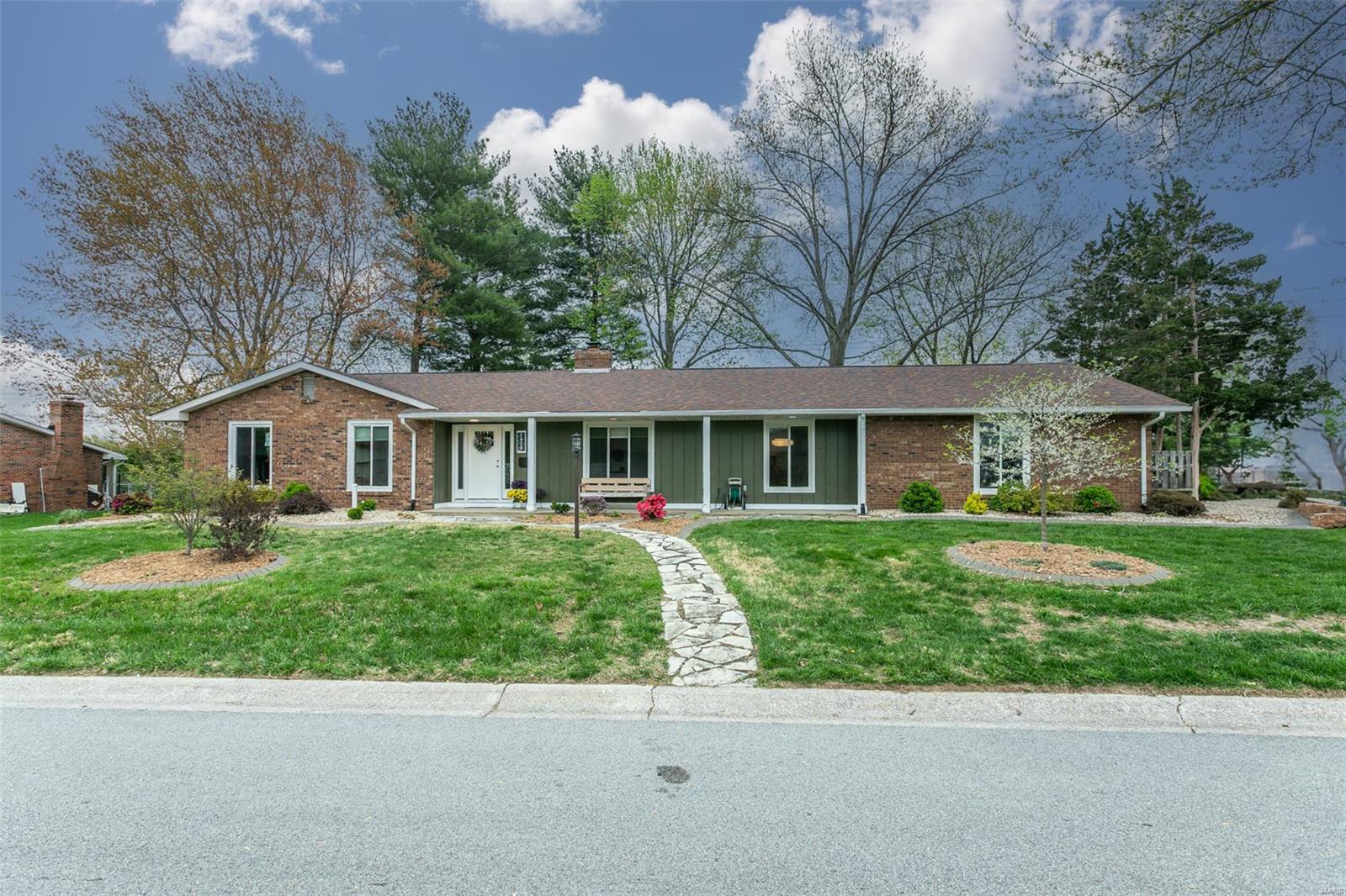 1410 Desoto Drive Property Photo 1