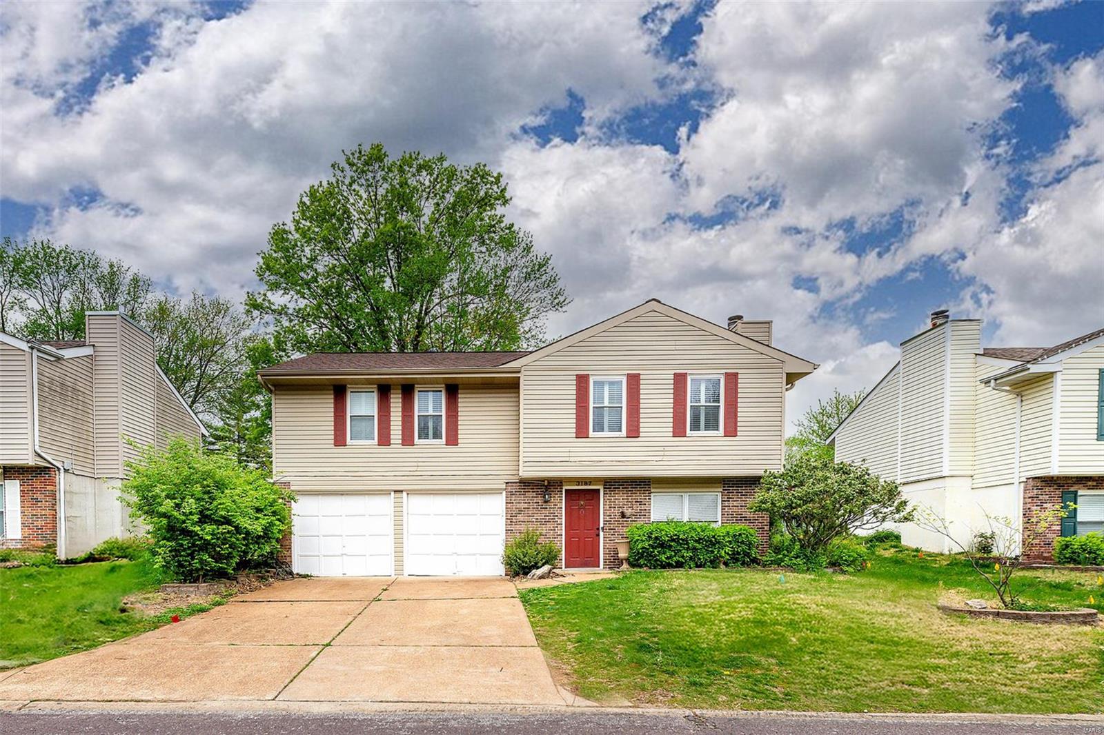 3187 Meadowfield Drive Property Photo