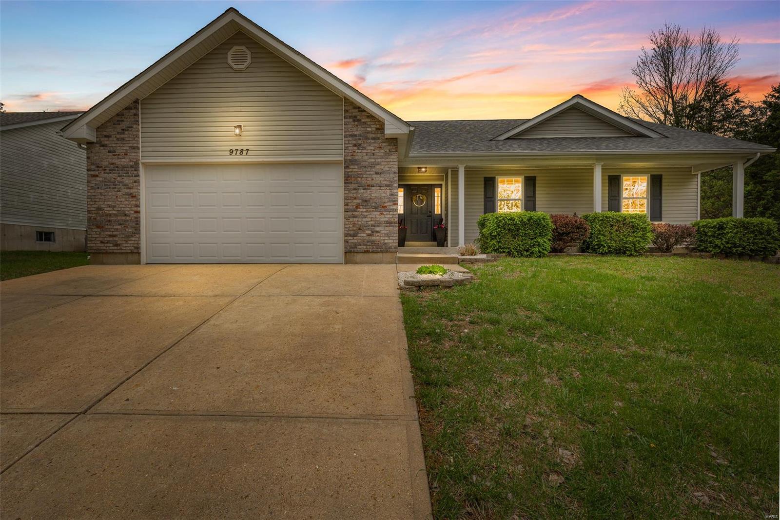 9787 Cedar Drive Property Photo