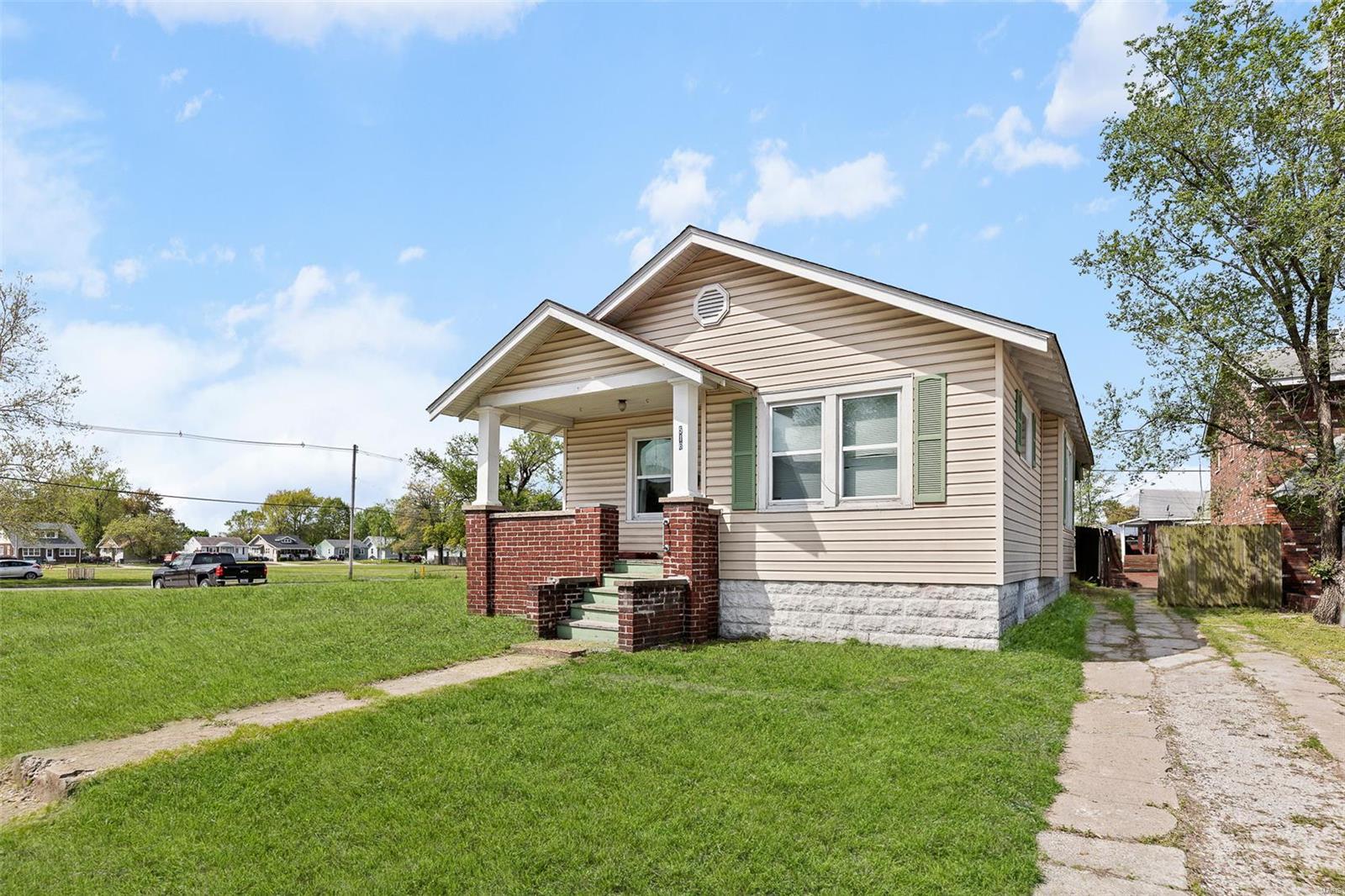 516 N Wood River Avenue Property Photo