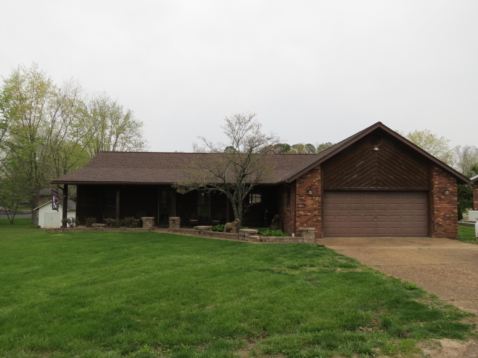112 Riverside Drive Property Photo