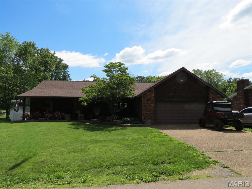 112 Riverside Drive Property Photo 1