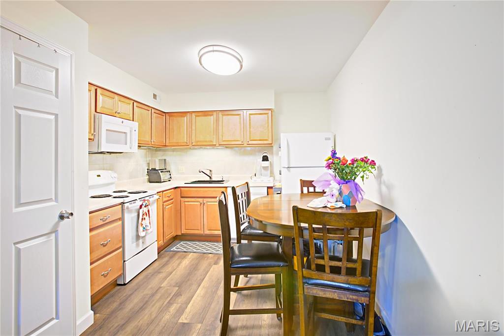 1912 Marine Terrace Drive C Property Photo 5