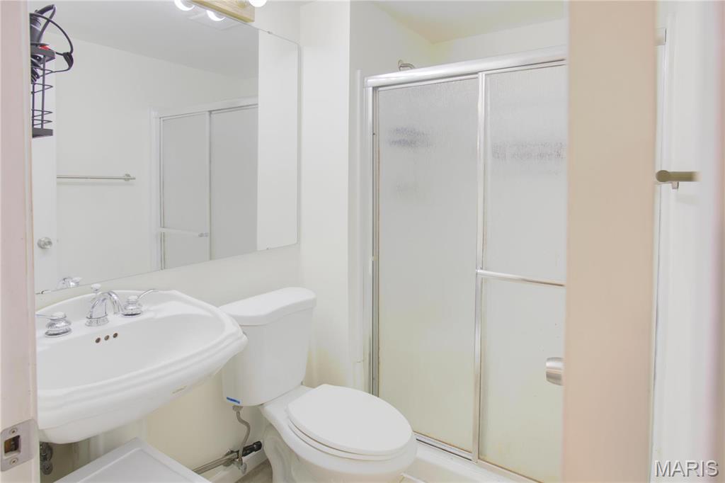 1912 Marine Terrace Drive C Property Photo 13