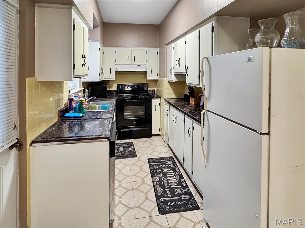 405 Cedar Street Property Photo 18