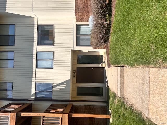 1642 Summer Run Drive 12 Property Photo 1