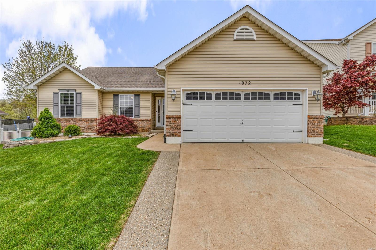 1072 William And Mary Court Property Photo