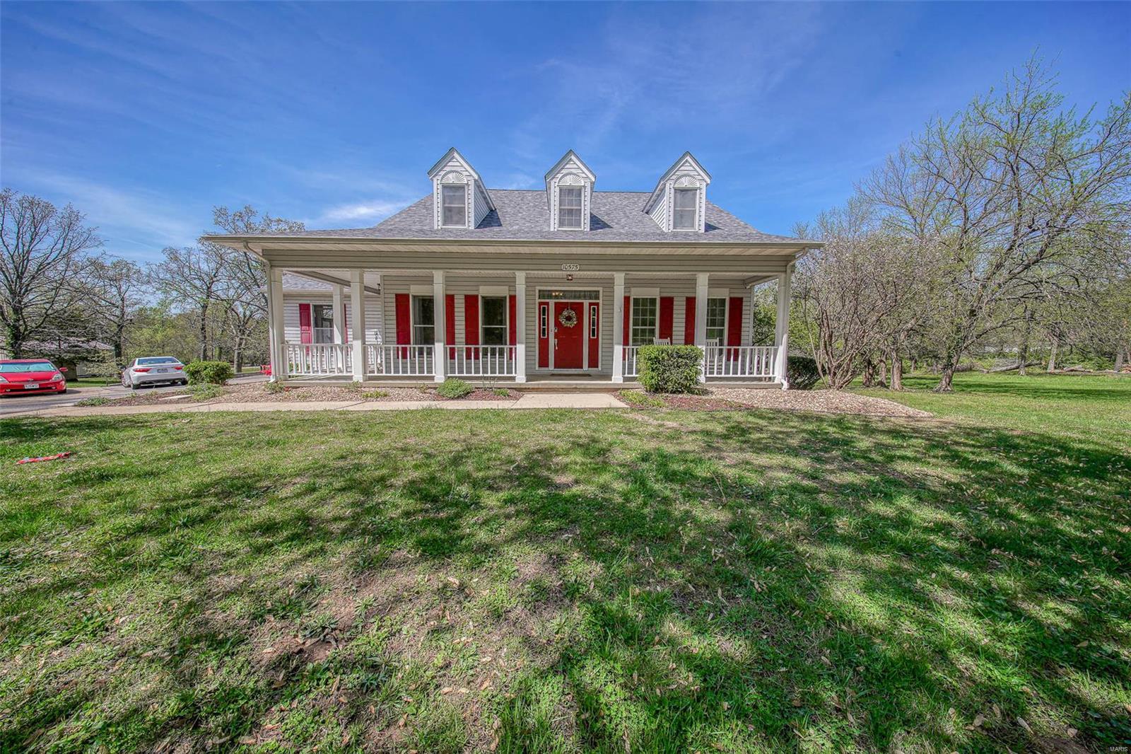 10575 Stoltz Drive Property Photo 1