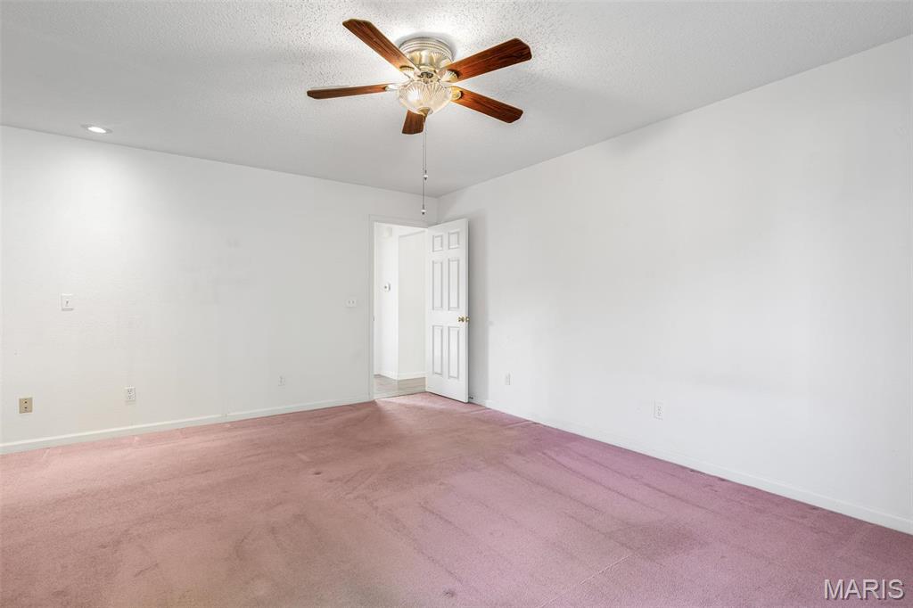 702 Oak Street Property Photo 22