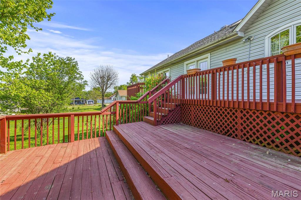 702 Oak Street Property Photo 40