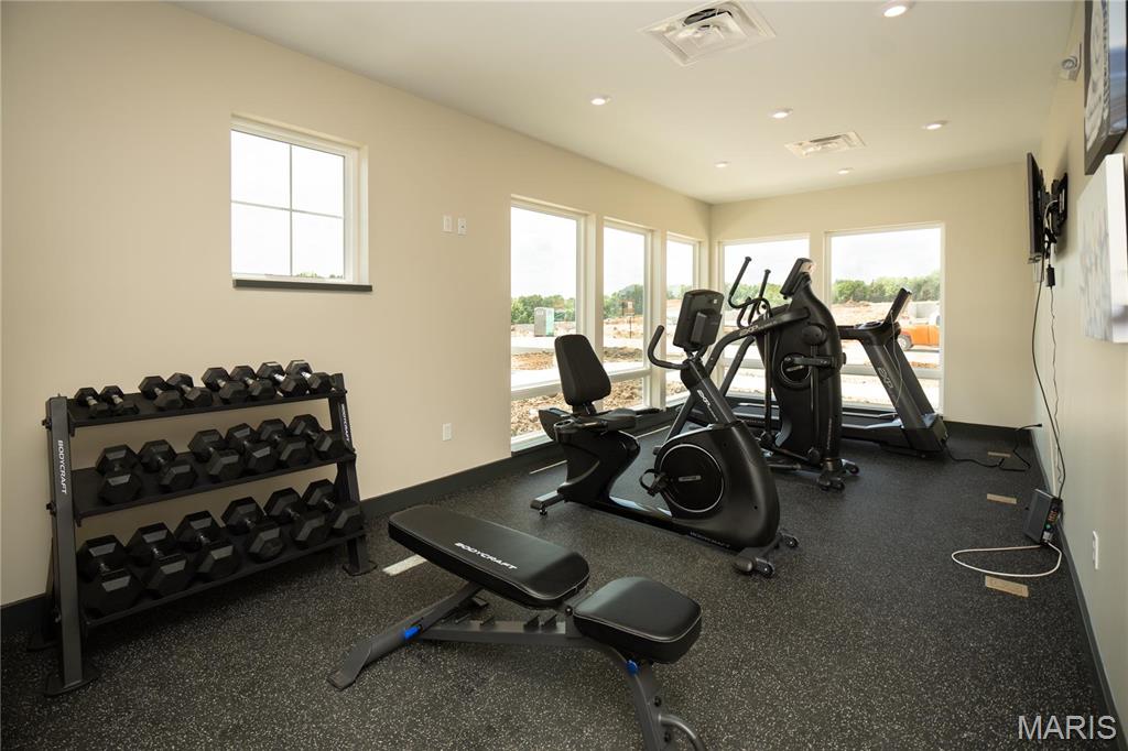 157 Cardow Drive Property Photo 3
