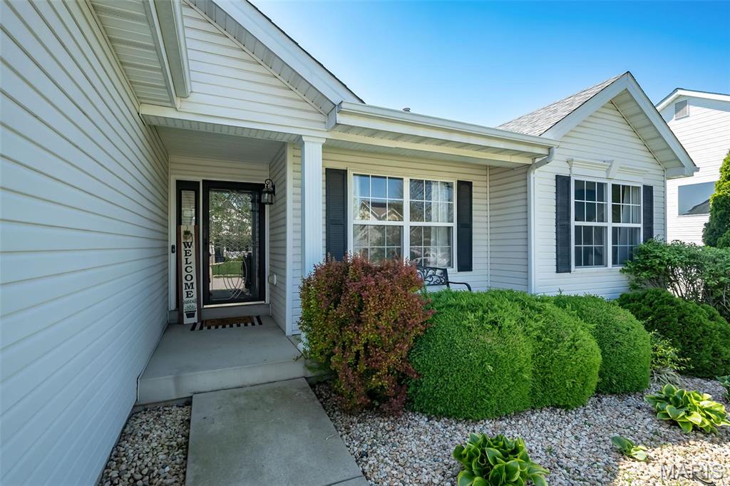 3637 Moorgate Court Property Photo 4