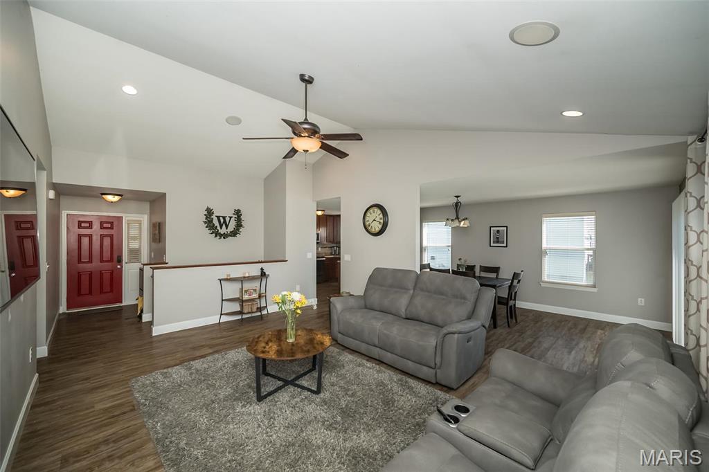 3637 Moorgate Court Property Photo 7