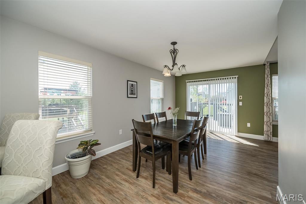 3637 Moorgate Court Property Photo 10