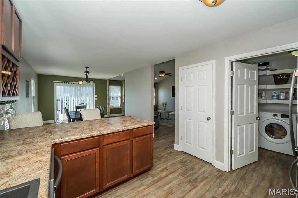 3637 Moorgate Court Property Photo 17