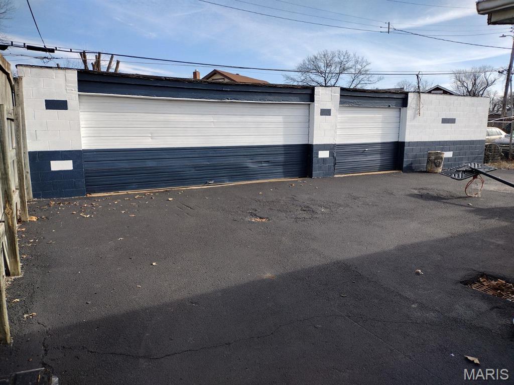 7950 N Broadway Property Photo 31