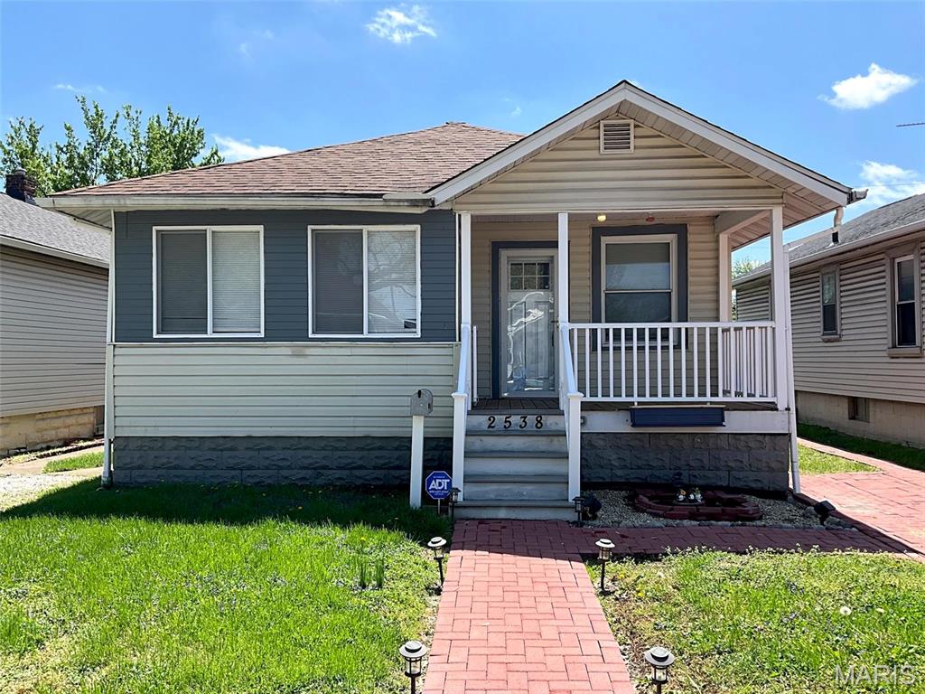 2538 Jerden Avenue Property Photo 1