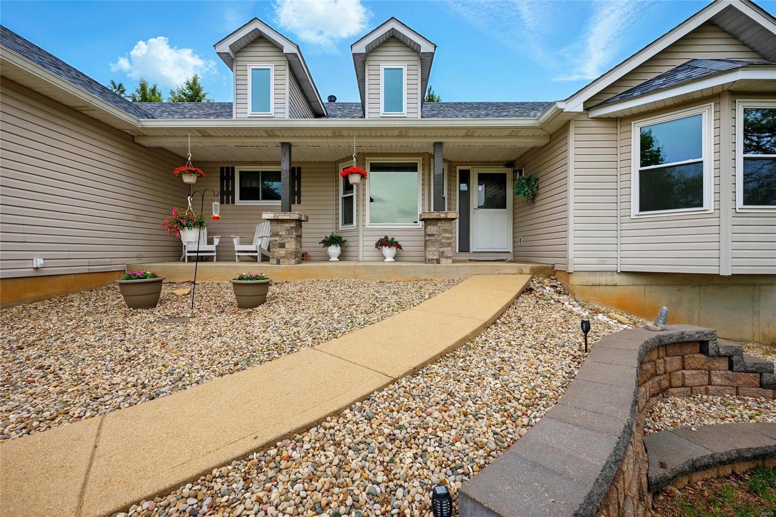 3535 Heather Road Property Photo