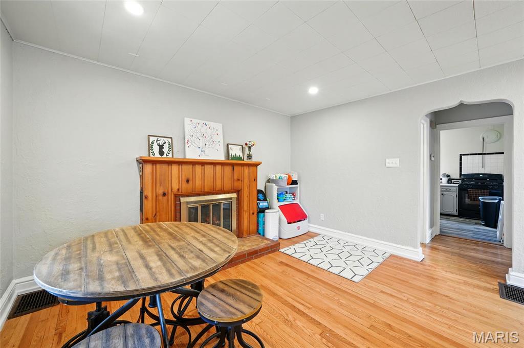 6211 Bixby Avenue Property Photo 7
