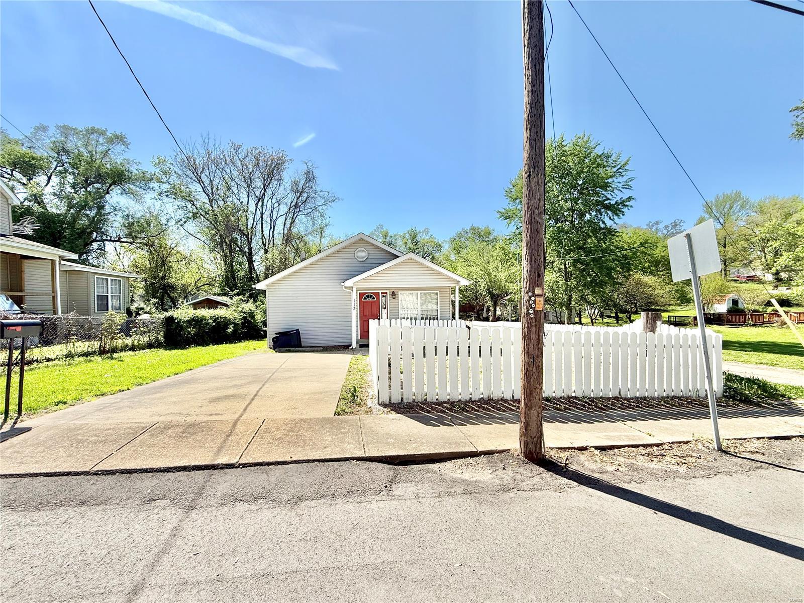 113 North Long Street Property Photo 1