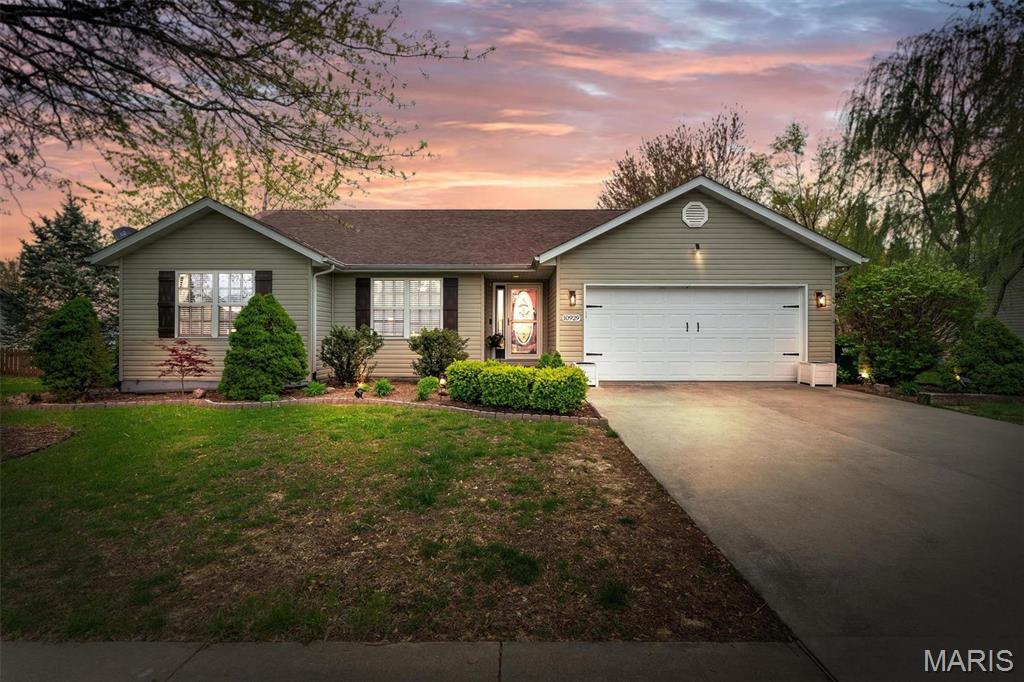 10929 Sylvan Vista Drive Property Photo 1
