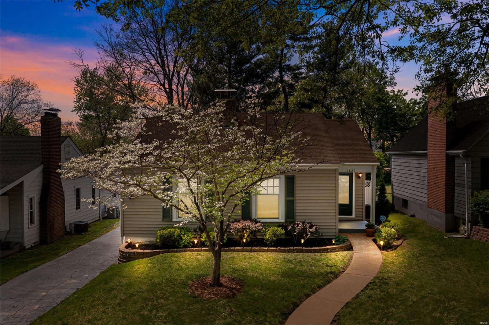 2821 Manderly Drive Property Photo
