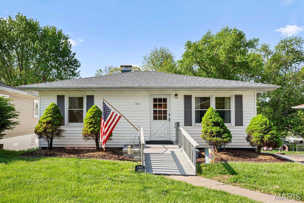 1441 Eberhart Avenue Property Photo 1