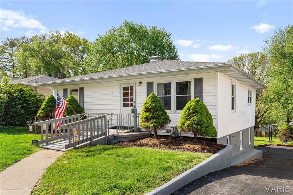 1441 Eberhart Avenue Property Photo 2
