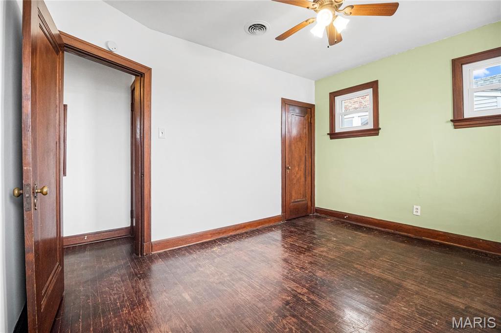 8700 Gravois Road Property Photo 17