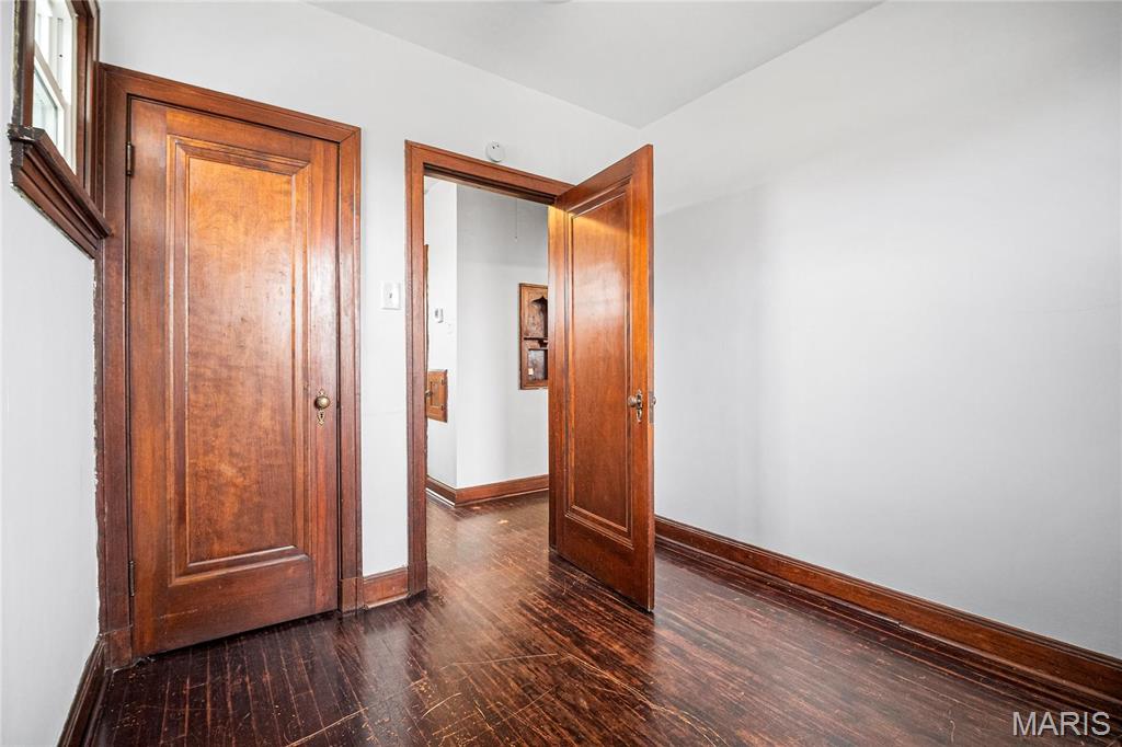 8700 Gravois Road Property Photo 18