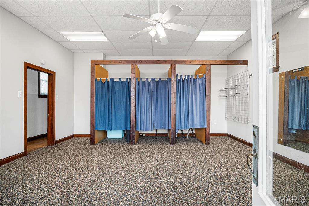 8700 Gravois Road Property Photo 27