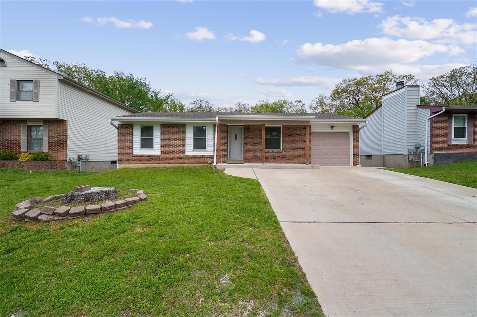 Seckman Middle Real Estate Listings Main Image