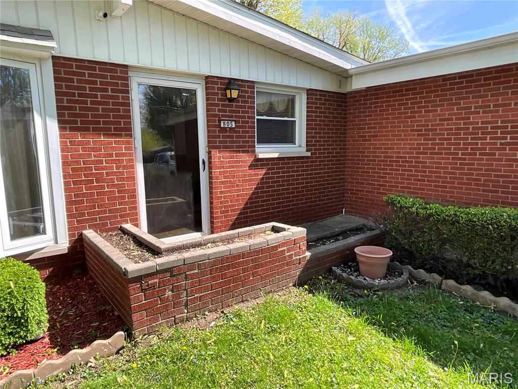 805 Willoway Avenue Property Photo 2