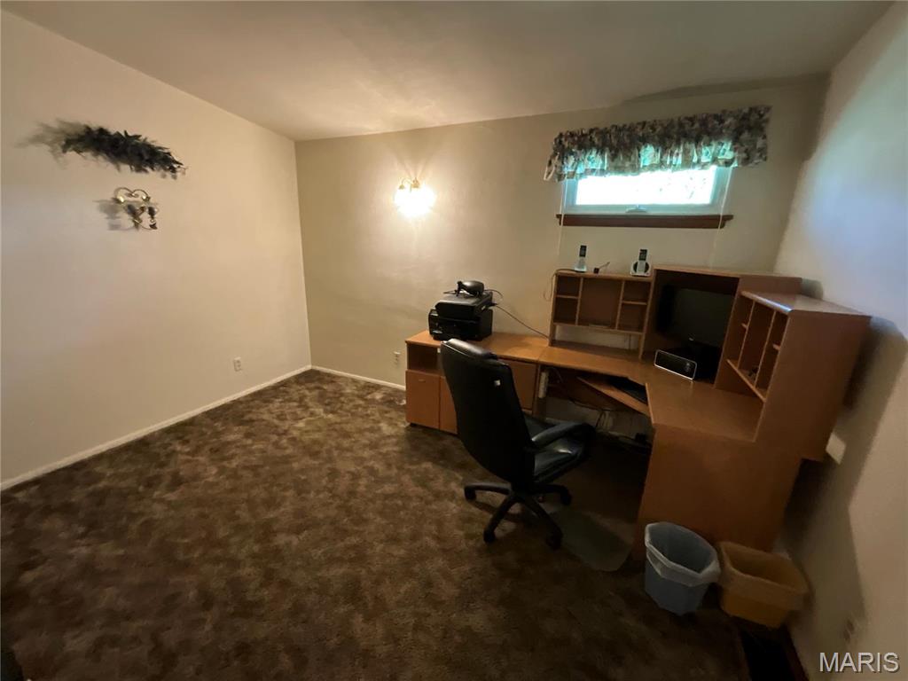 805 Willoway Avenue Property Photo 10